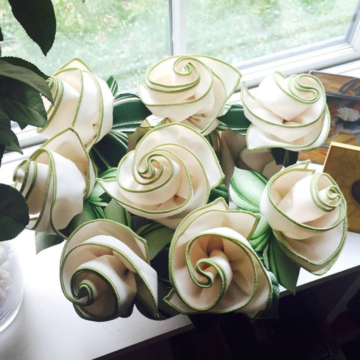Ivory with Honeydew Green Trim Napkin - Set of 4
