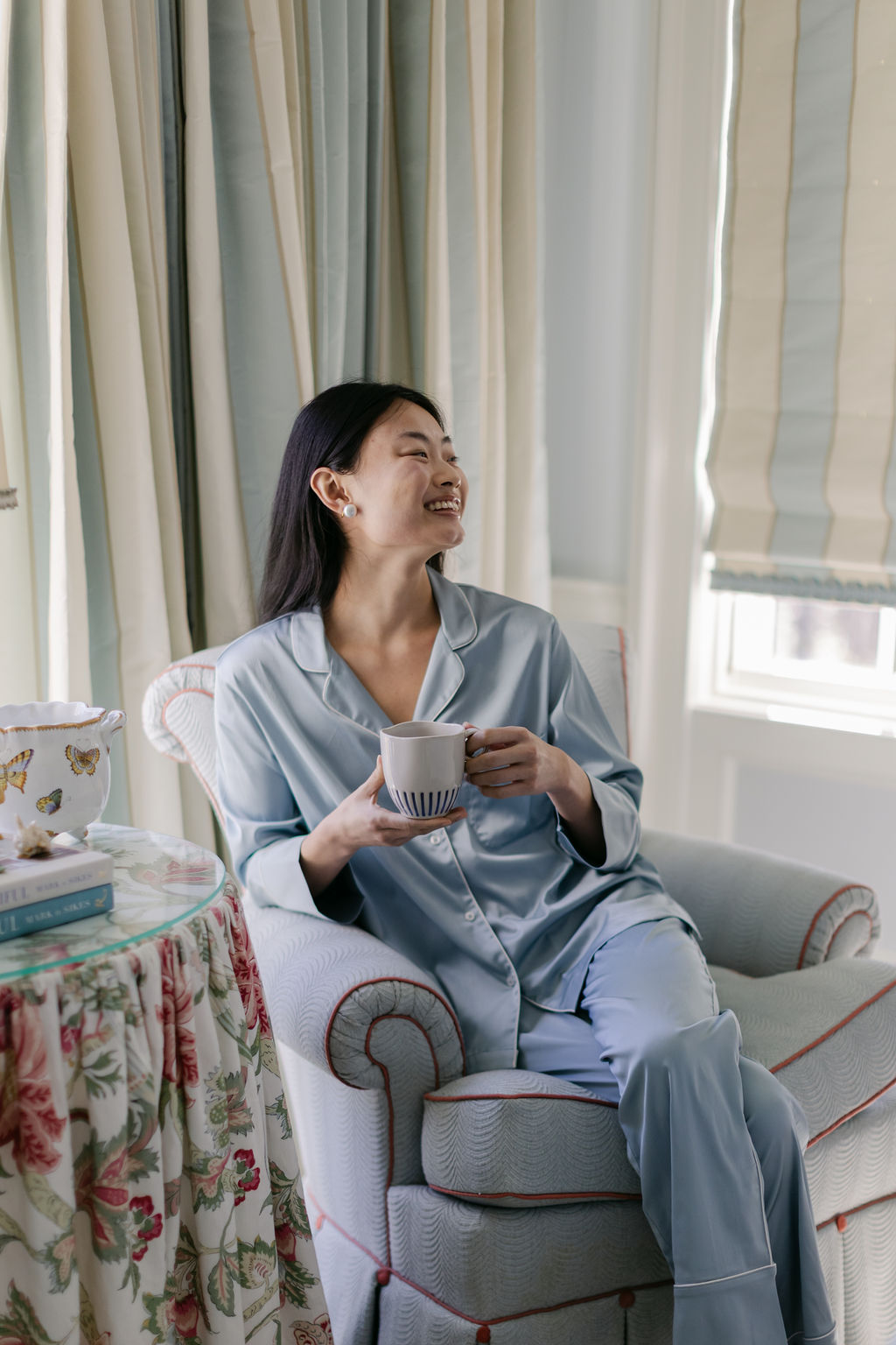 Chloe Satin Pajamas Set - Blue