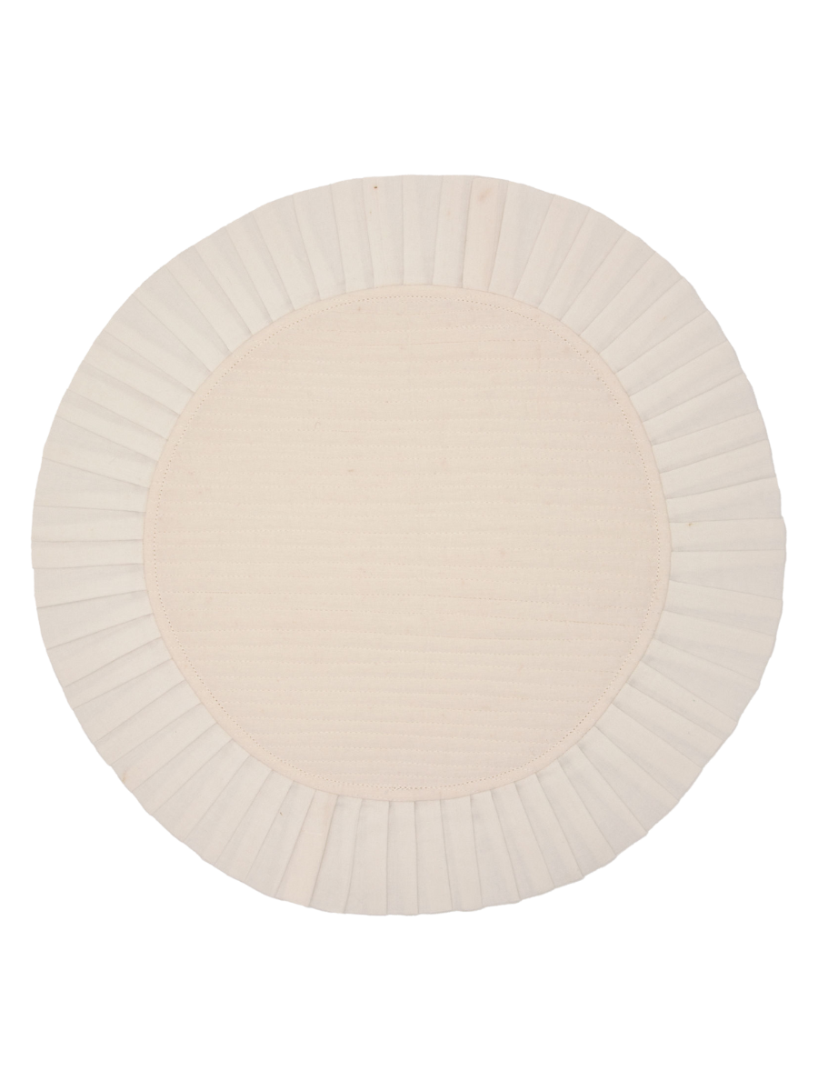 Ivory Ruffle Circle Placemat