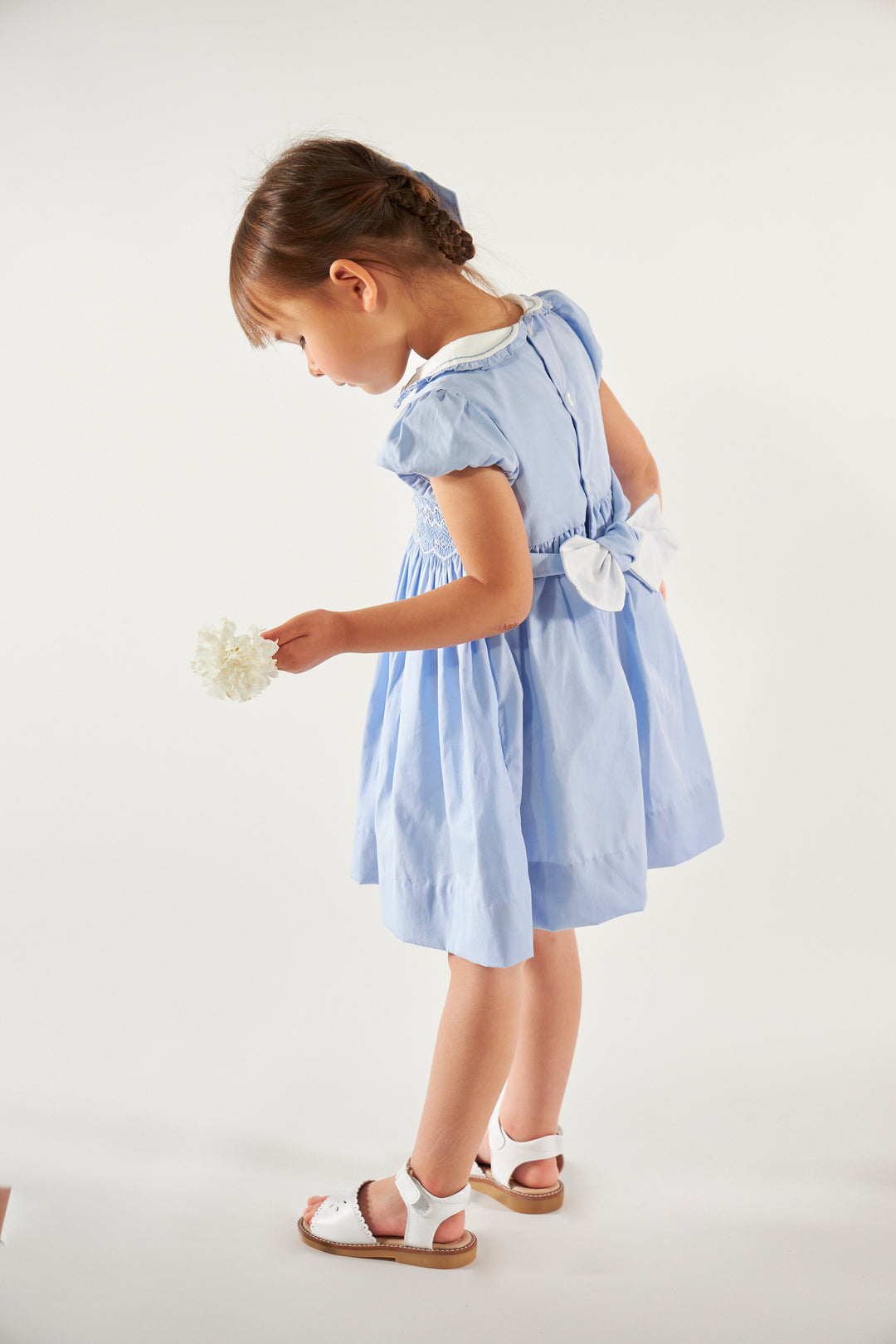 Kidiwi Héloïse Smocked Dress in Cornflower Blue Cotton Poplin
