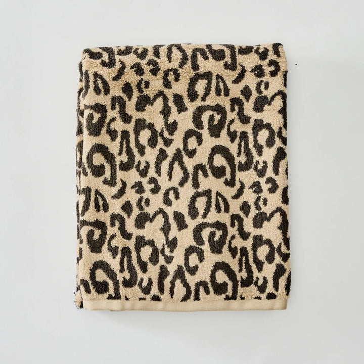 Weezie Leopard Bath Towel