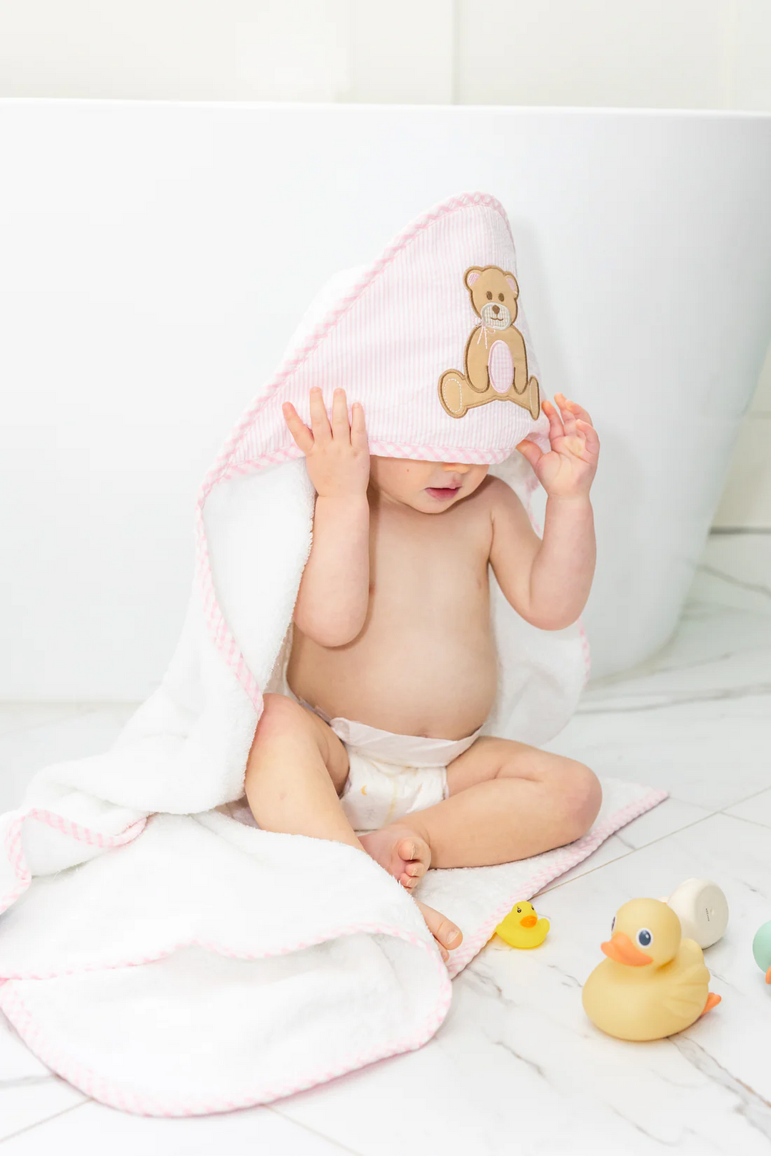Teddy Bear Applique Hooded Towel & Washcloth Set, Pink