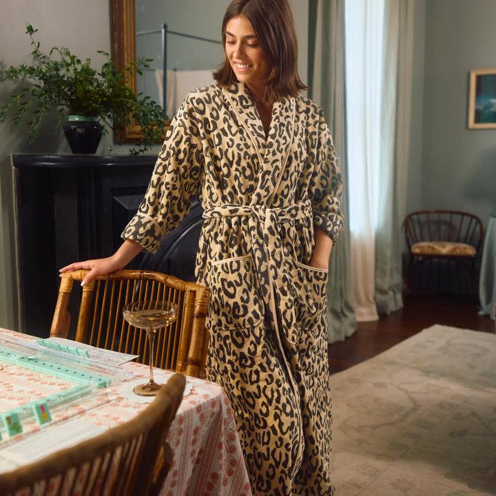 Women’s Long Plush Robe Leopard