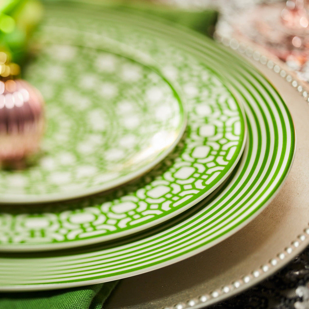 Newport Stripe Verde Rimmed Dinner Plate