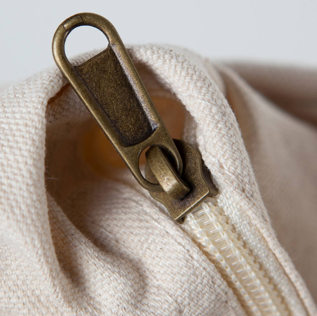 Large Classic Tote in Natural